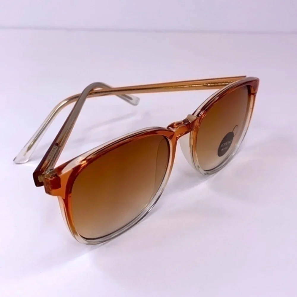 KOMONO Urkel Gradient Peach New Sunglasses